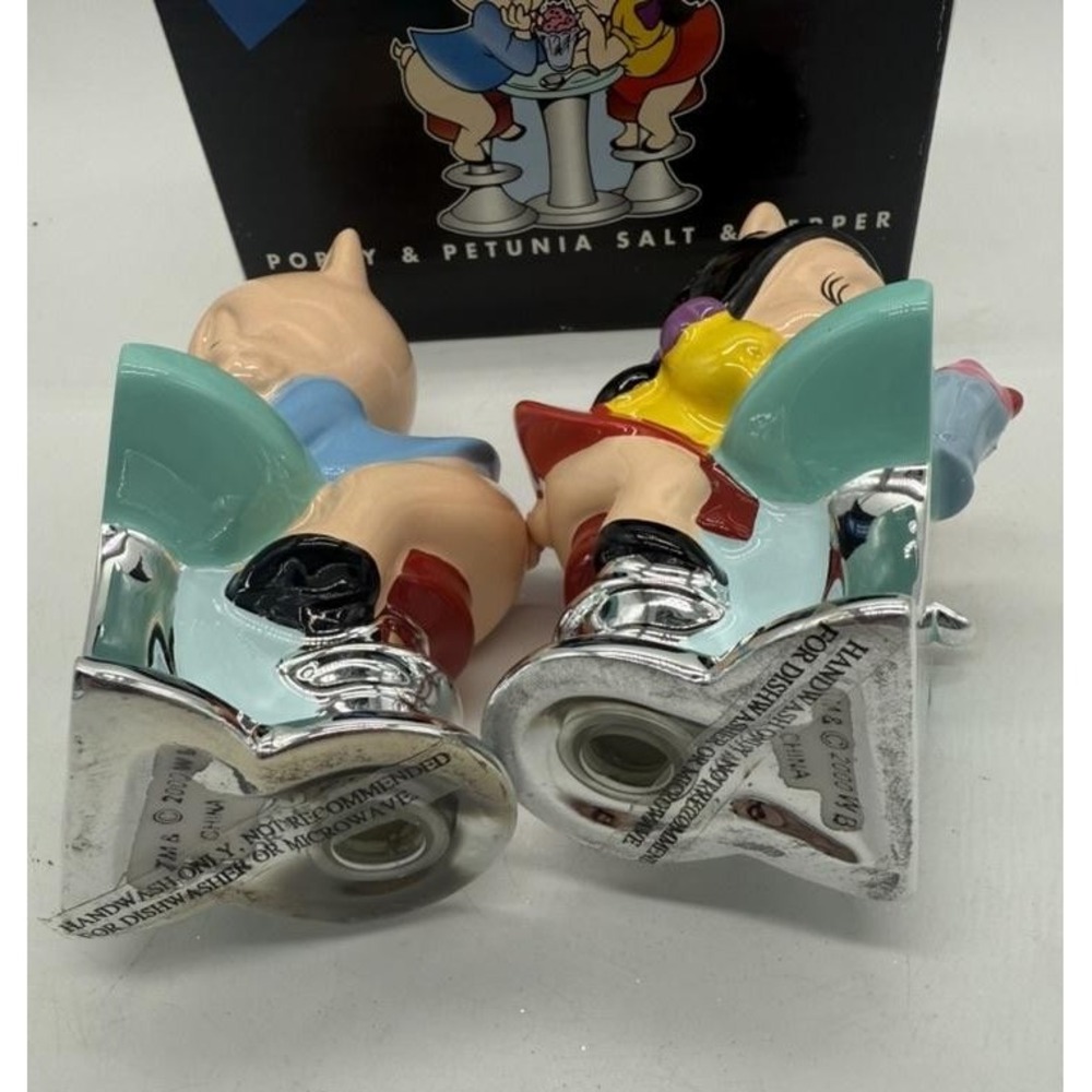 Vintage Warner Bros Studio Store Porky Petunia Salt Pepper Shakers 2000 Ceramic - Picture 5 of 8
